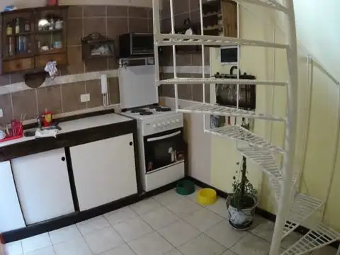Departamento 5 ambientes con 2 baños