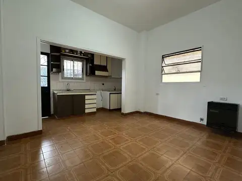 ALQUILER PH 3 AMBIENTES CON JARDIN EN VILLA BOSCH