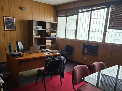 Alquiler de Oficinas de 550 m² totales en Mataderos