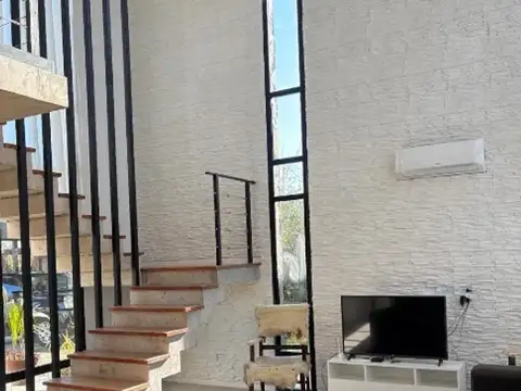 Casa en Alquiler de 4 dormitorios