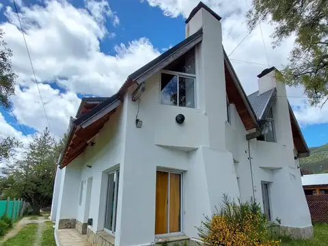 Complejo de cabañas entre pioneros y bustillo km 6