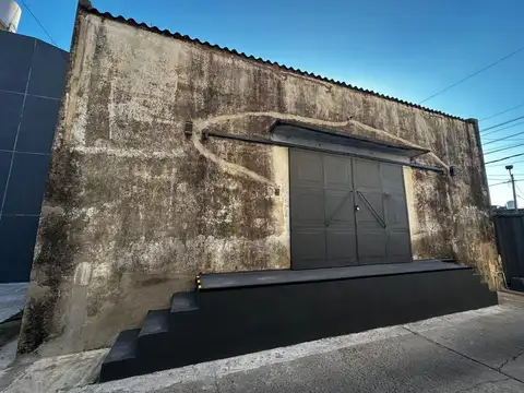 Juan José Paso al 1300