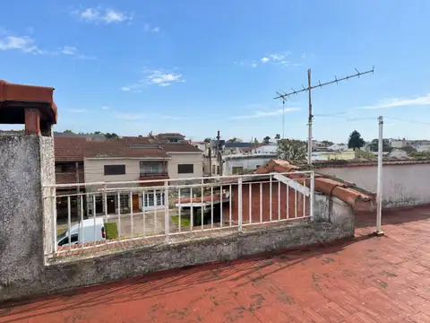 Depto Tipo Casa en Venta de 3 ambientes