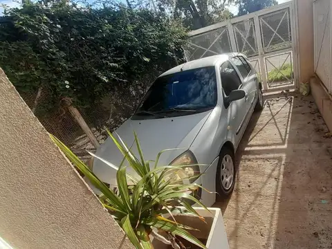 Poeta Risso e/ Gutenberg y Planes