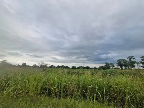 Terreno en Venta en Colonia Caroya, USD 240.000