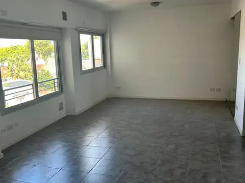 Camilo V Cavour 3600