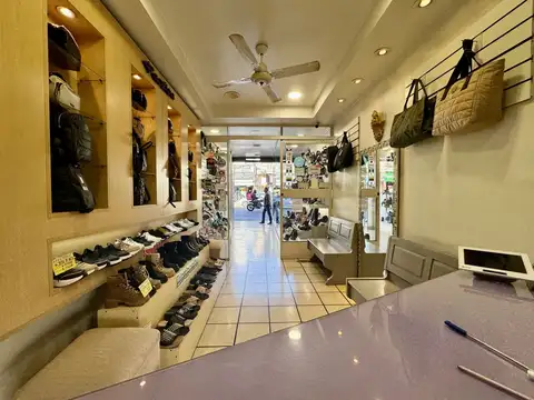 Local en Alquiler en Caseros, $ 2.000.000