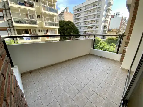 Departamento en Alquiler en Centro, $ 380.000