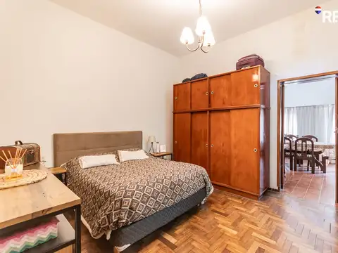 VENTA CASA BARRACAS C/PATIO Y TERRAZA 5 AMBIENTES