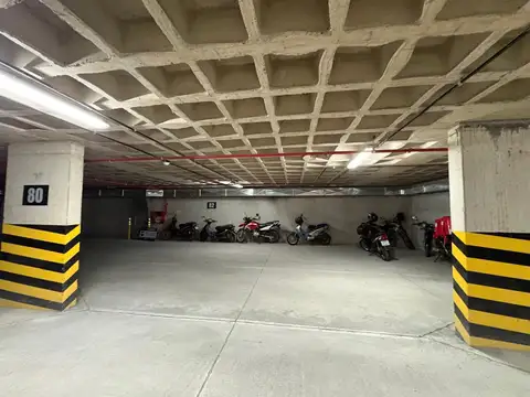 VENTA COCHERA ZONA TRIBUNALES II COMPLEJO H