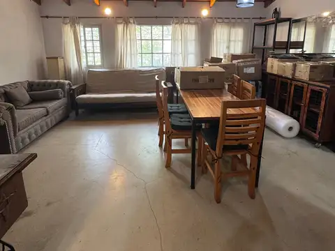 Depto Tipo Casa en Alquiler de 2 dormitorios