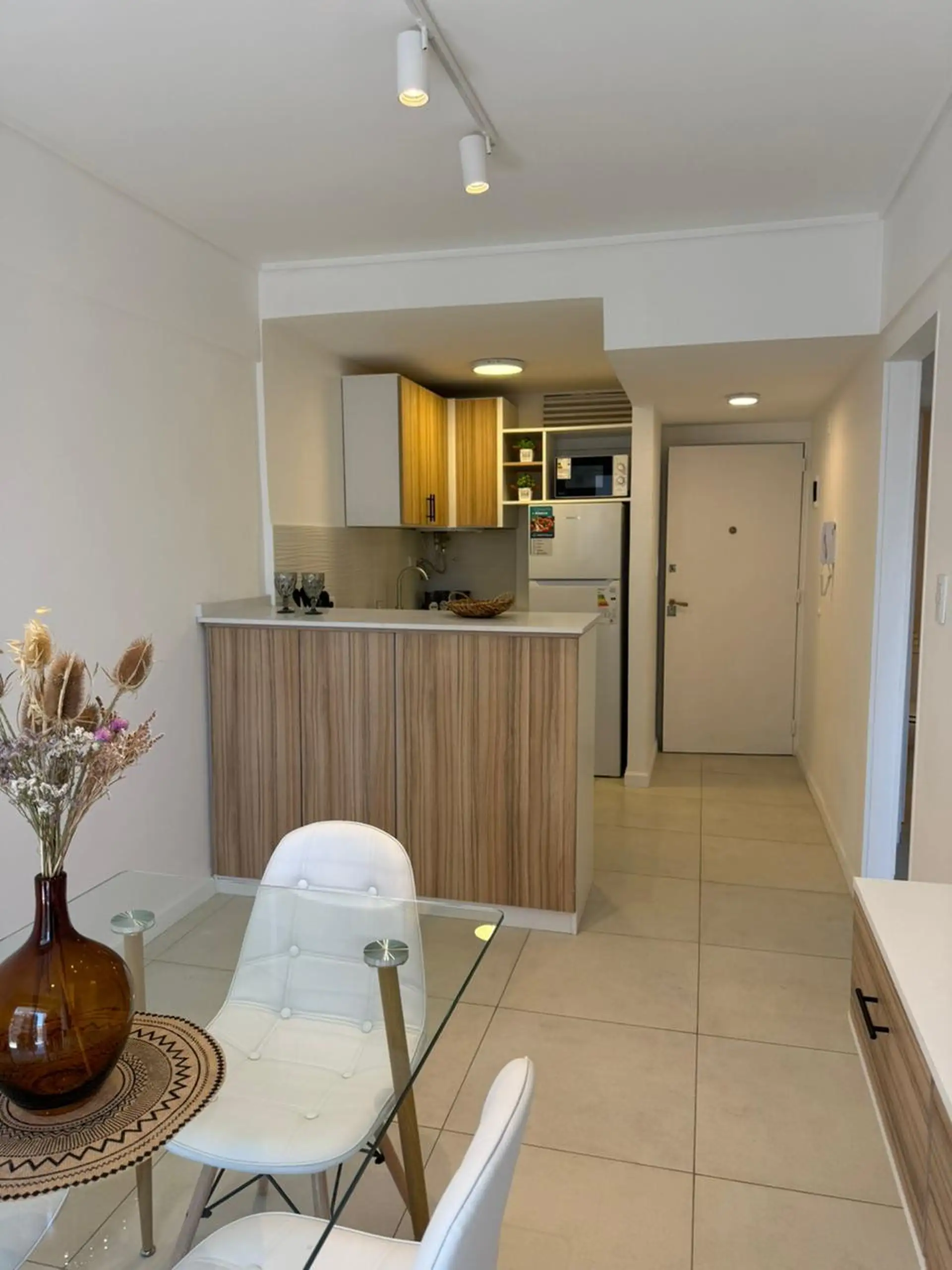 Depto 2 amb, 38m² en 6° piso con balcón — Entre Ríos