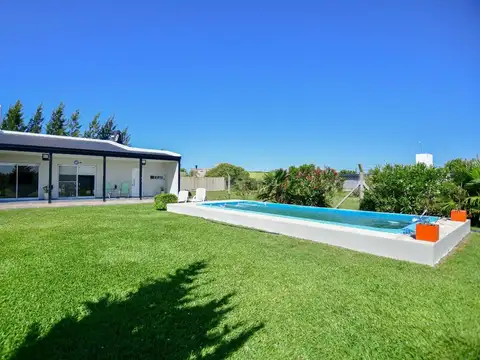 Venta Casa Quinta Parque Pileta Los Hornos