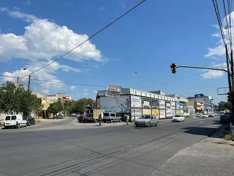 Miguel de Azcuenaga al 700