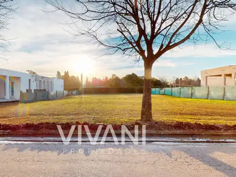 LOTE EN VENTA BARRIO PRIVADO BARRANCAS DE IRAOLA, Hudson.