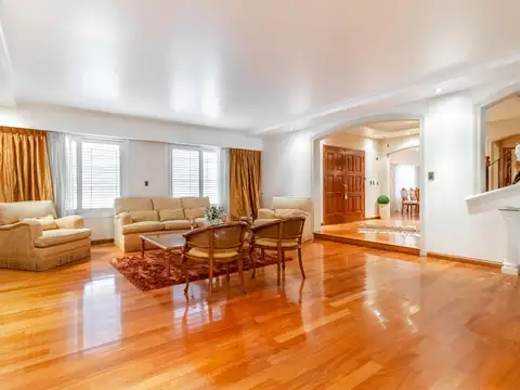 Casa en Alquiler en Martínez, USD 6.000