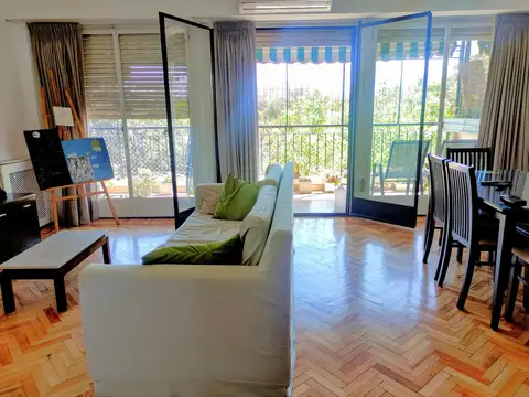 Departamento en  VENTA frente al jardín Botánico 3 o 4 ambientes con cochera