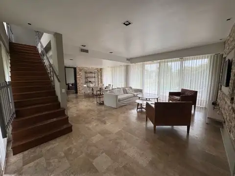 Casa en Venta en Pilar, USD 930.000