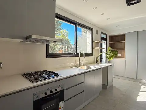 Casa en Venta al Oeste