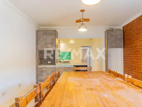 Depto Tipo Casa 5 ambientes con 2 baños