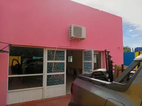 ALQUILER: Salón gastronómico o para eventos