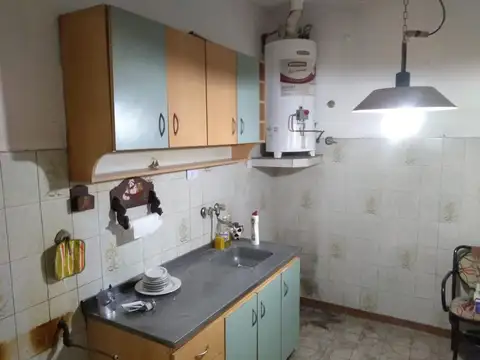 Depto Tipo Casa en Venta en Ramos Mejía, USD 120.000