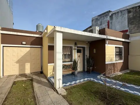 VENTA CASA FLORENCIO VARELA