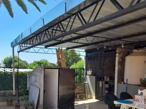 Depto Tipo Casa en Venta 40 años