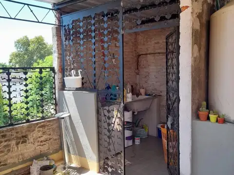 Depto Tipo Casa 3 ambientes con 1 baño