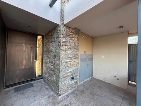 Depto Tipo Casa en Venta en Mayor Drummond, USD 227.000