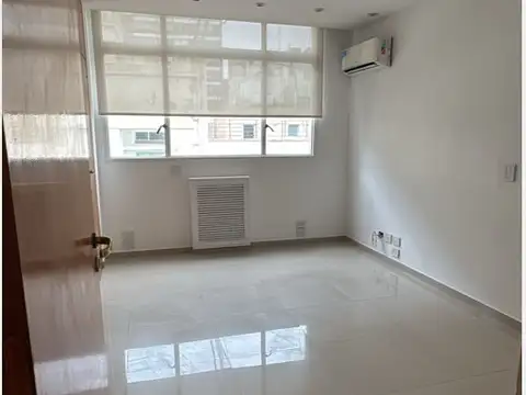Oficina en Alquiler en Centro, $ 1.400.000