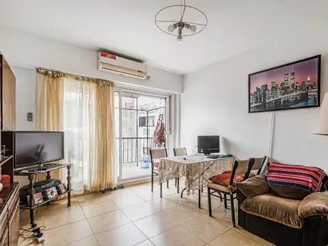 DEPARTAMENTO - VENTA - 3 AMBIENTES - BALCÓN - COCHERA - ALMAGRO