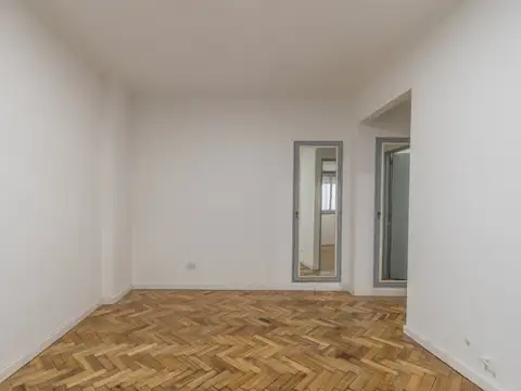 Jerónimo Salguero 2300, Piso 2