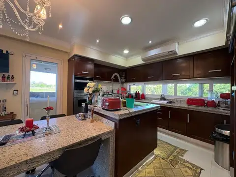 Casa en Alquiler Temporal en Haras Santa Maria, USD 4.500