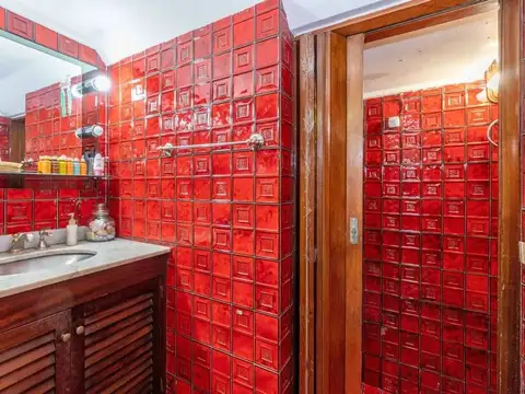 Casa 7 ambientes con 3 baños