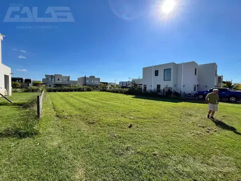 Terreno en Venta 34  mts Fondo