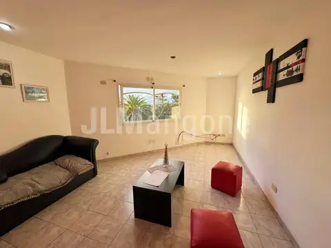 Departamento en Venta en Villa Luzuriaga, USD 49.900