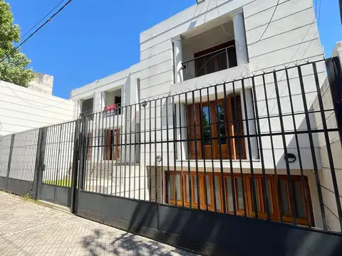 Casa en Venta en Roque Saenz Peña, USD 270.000