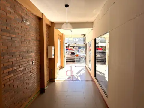 Esteban Adrogué al 1000
