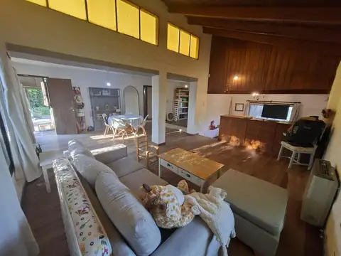 Casa de 2 dormitorios en Venta en Villa Castells