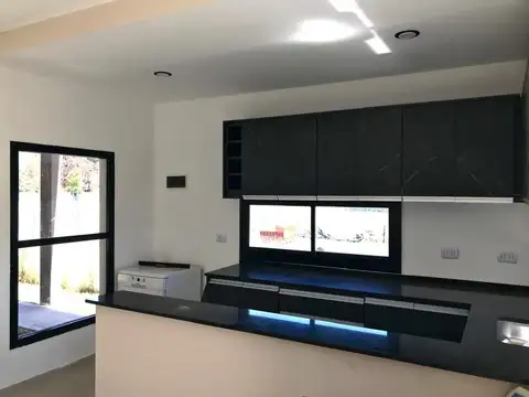 VENTA CASA 3 AMBIENTES PILAR PILETA