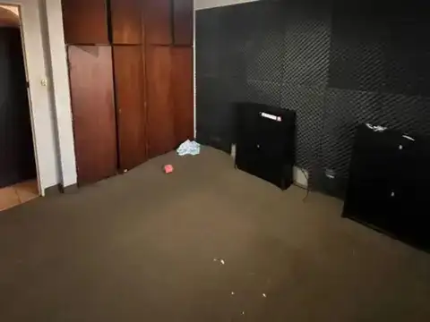 Departamento en Alquiler en Caseros, $ 550.000