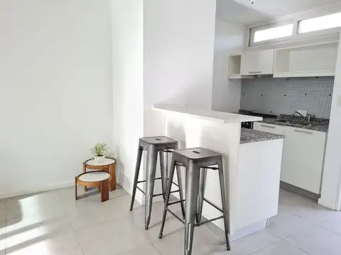 Departamento en Alquiler en Condominio La Nazarena, $ 650.000
