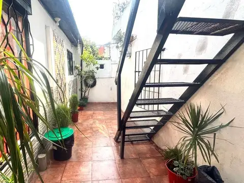 Depto Tipo Casa en Venta de 4 ambientes