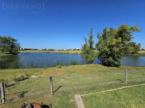 Casa en Venta con 4 cocheras