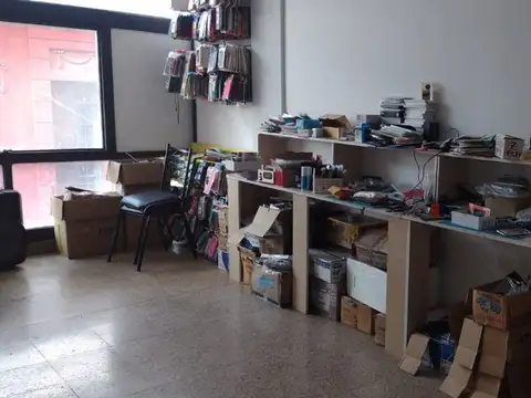 VENTA DE OFICINA ZONA CENTRO CON ESCRITURA