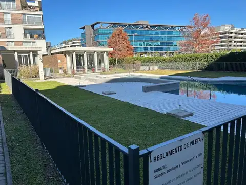 Los Crisantemos, Villahaus 400, Piso PB