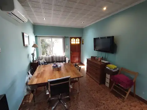 CASA 4 AMBIENTES VENTA BELLA VISTA COCHERAS JARDÍN
