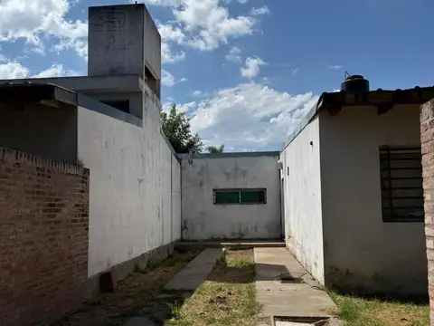 El Aguaribay  al 6300