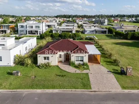 CASA 4 AMBIENTES VENTA BARRIO SANTA INES CANNING